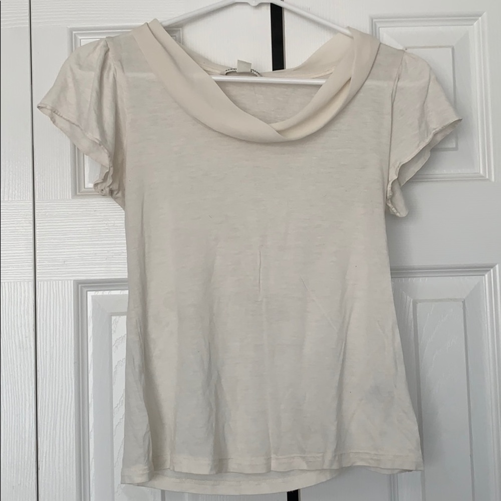 🌺 Womens Banana Republic Creme Dress Shirt 🌺